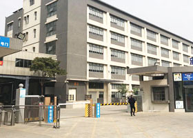 東莞新能德：智能訪(fǎng)客管理+電子放行，一體化智慧工廠(chǎng)